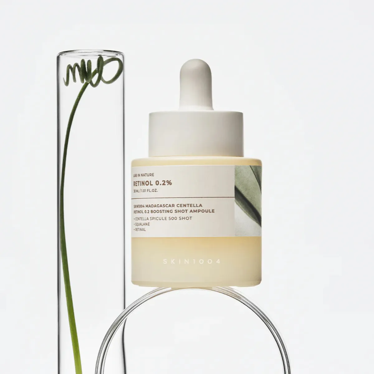 SKIN1004 SKIN1004 RETINOL 02% BOOSTING SHOT AMPOULE 30ML LAB IN NATURE - Imagen 3